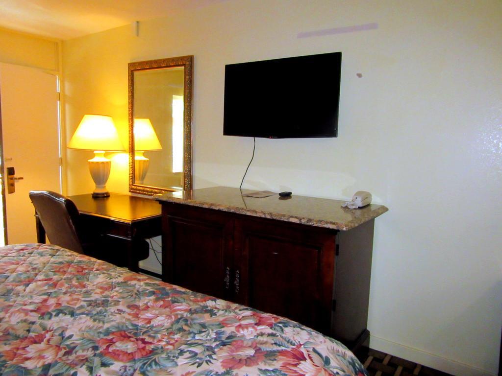 Budget Host Inn Arlington Dış mekan fotoğraf