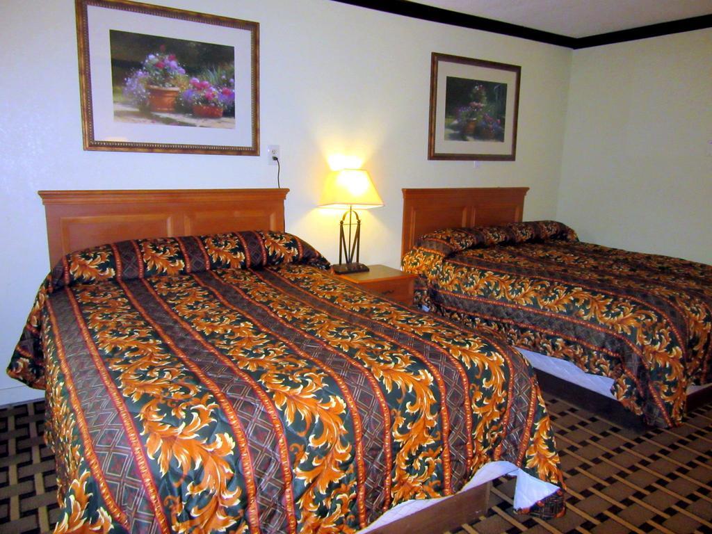 Budget Host Inn Arlington Dış mekan fotoğraf