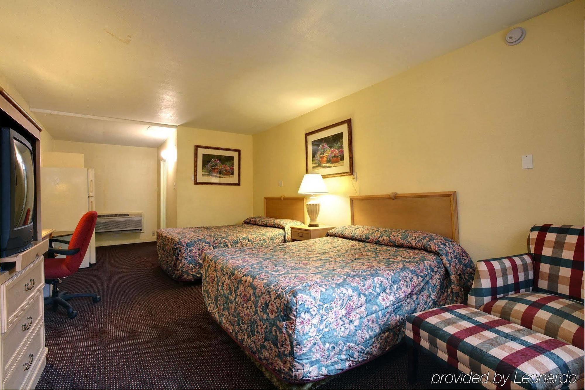 Budget Host Inn Arlington Oda fotoğraf
